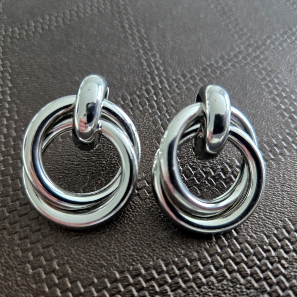 Stylish Minimalist silver Tone Earrings